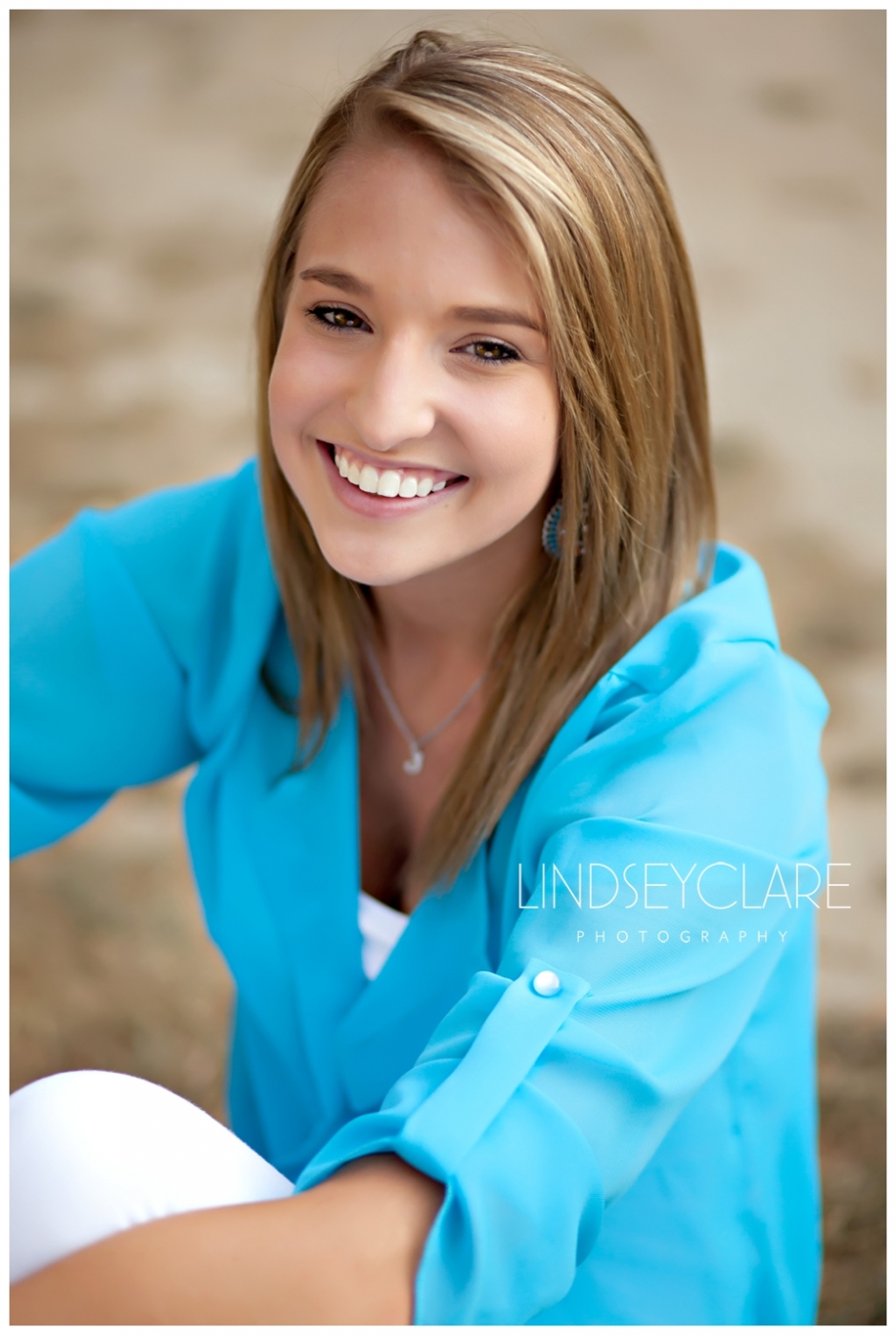 Congratulations Jamie – Class of 2012! You are beautiful inside and out. Good luck in all your future endeavors. - senior_photography_new_braunfels_texas_jamie_001(pp_w940_h1400)